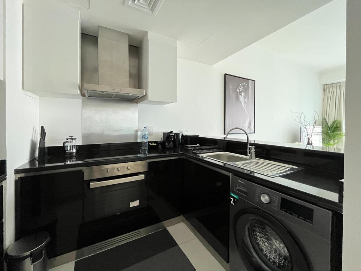 Trophy - Sparkling Suites W Palm View With Direct Access To Marina Walk Dubai Exterior photo
